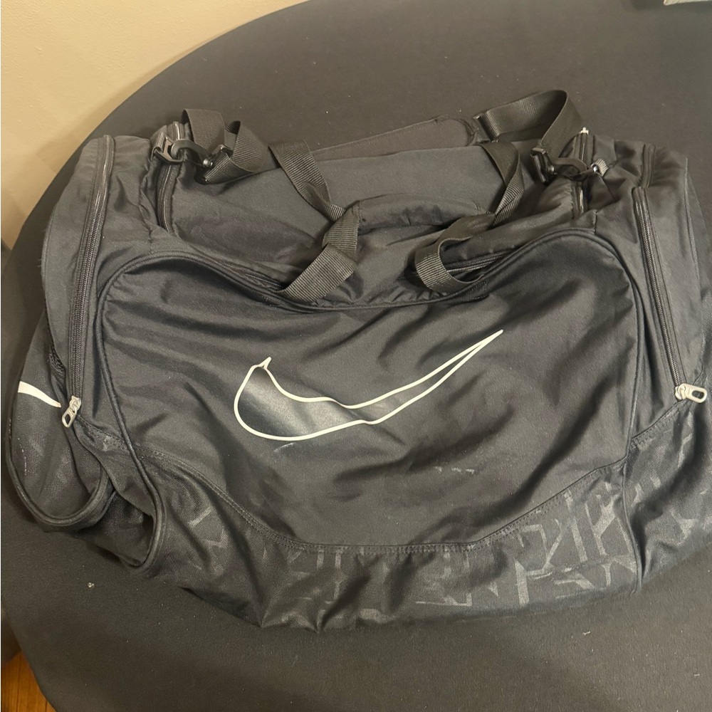 Nike Extra Large Duffle Bag - Black